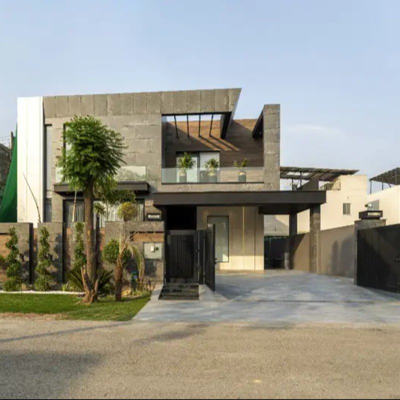 Fully furnished Luxury House For Sale with basement at Top Location Near Dolmen Mall and Mosque